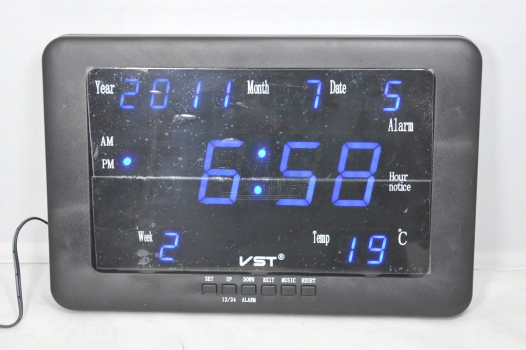 VST-802W-5 Часы электронные, синие. Большие настенные (+ блок )